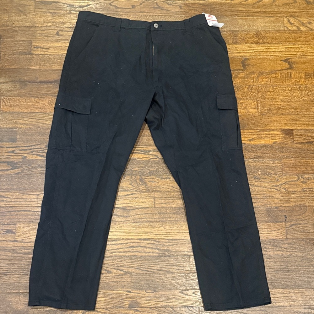 Wrangler Men's Black Cargo Pants